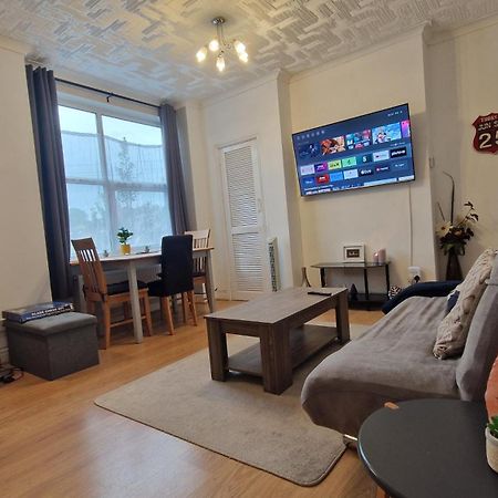 Cosy 1 Bed Apartment In Lincoln Extérieur photo